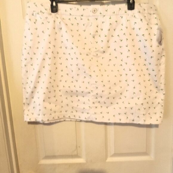 Intro Love the Fit Palm Tree printed skort… - Picture 2 of 12